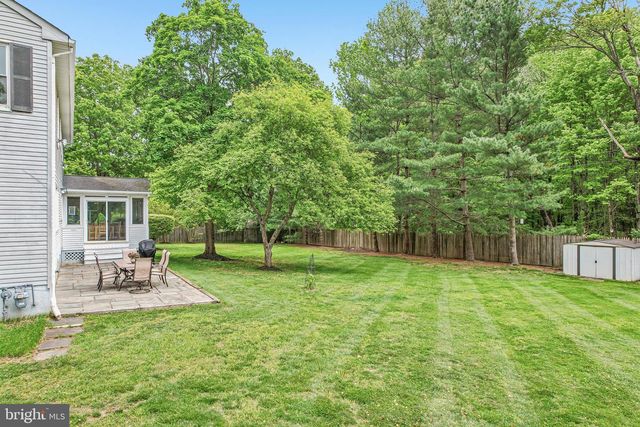 6 INDIAN RUN RD, Princeton Junction, NJ 08550