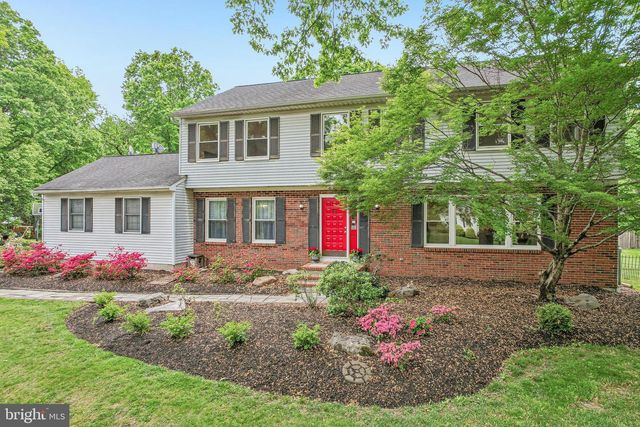 6 INDIAN RUN RD, Princeton Junction, NJ 08550