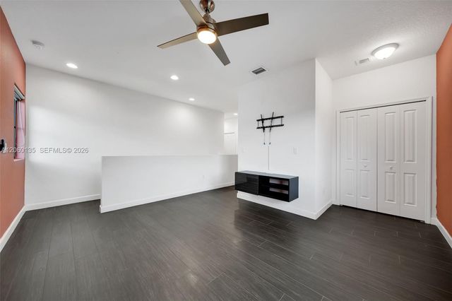 23061 SW 114th Path, Miami, FL 33170
