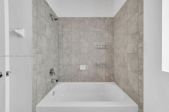23061 SW 114th Path, Miami, FL 33170