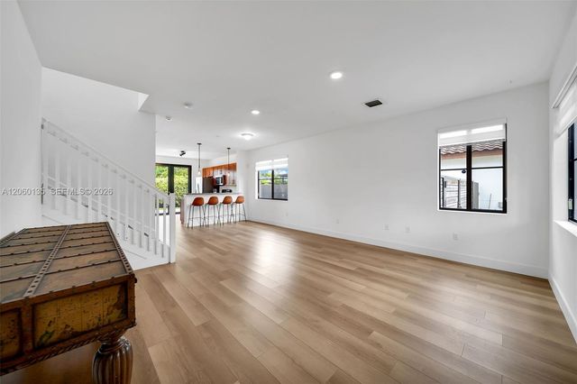 23061 SW 114th Path, Miami, FL 33170