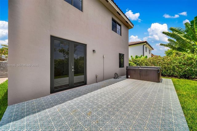 23061 SW 114th Path, Miami, FL 33170