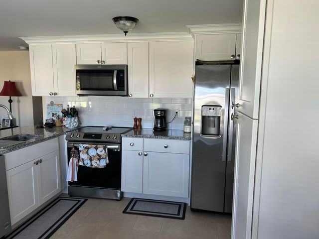 254 W Caribbean, Port St. Lucie, Port St Lucie, FL 34952