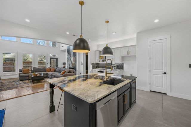 1244 Grant Avenue, Lantana, TX 76226