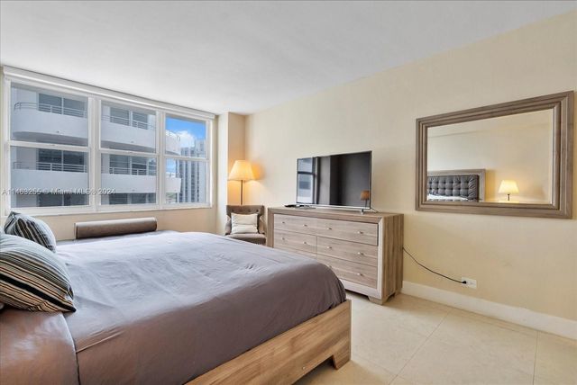 5601 Collins Ave 1514, Miami Beach, FL 33140