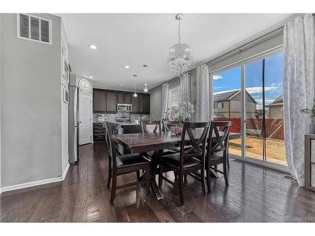 33 N Jamestown Way, Aurora, CO 80018