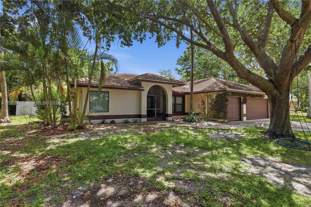 10821 Paso Fino Drive, Lake Worth, FL 33449