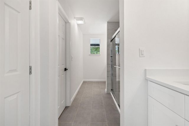 707 W 7th ST, Taylor, TX 76574