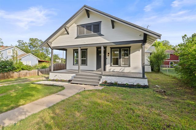 707 W 7th ST, Taylor, TX 76574