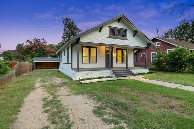 707 W 7th ST, Taylor, TX 76574