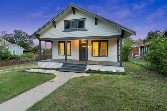 707 W 7th ST, Taylor, TX 76574