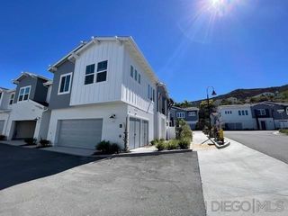 7711 Jasmine Ct., Santee, CA 92071