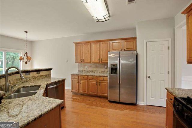 3820 Devenwood Way, Buford, GA 30519