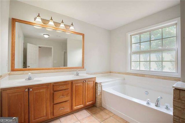 3820 Devenwood Way, Buford, GA 30519