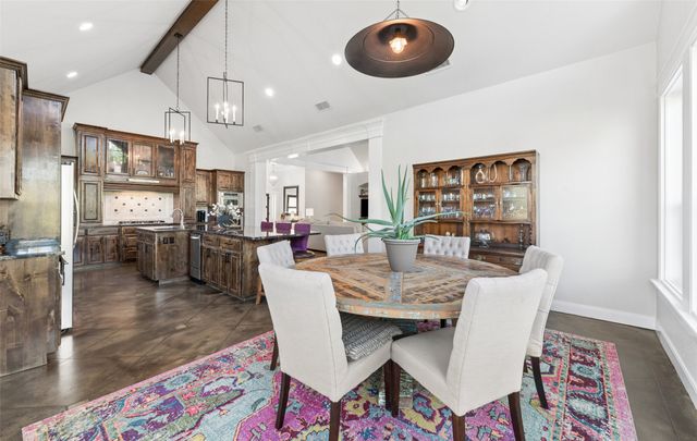 492 County Road 4387, Decatur, TX 76234