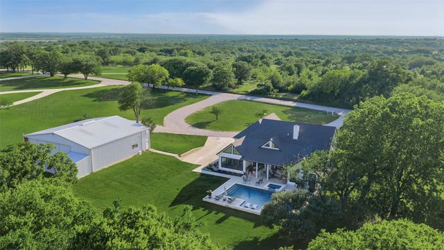 492 County Road 4387, Decatur, TX 76234