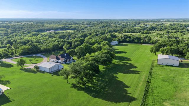 492 County Road 4387, Decatur, TX 76234