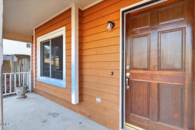 905 Pond Street, Clayton, NC 27520