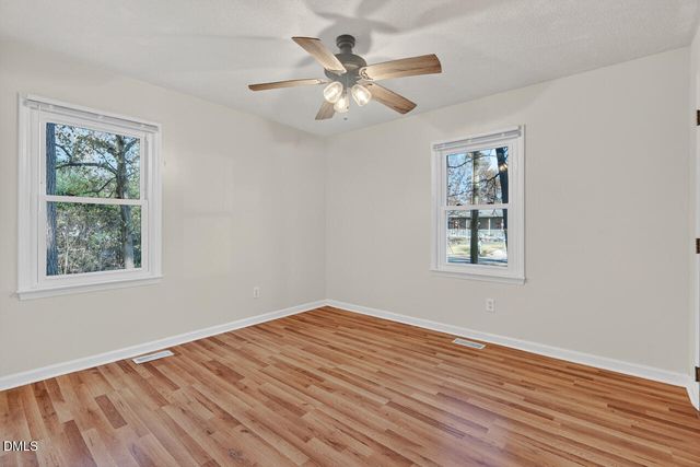 905 Pond Street, Clayton, NC 27520