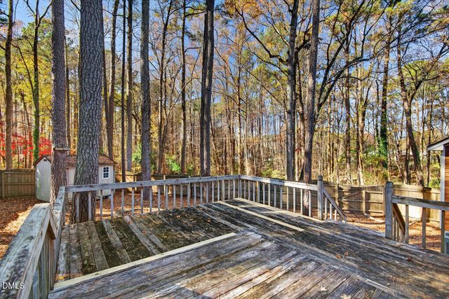 905 Pond Street, Clayton, NC 27520