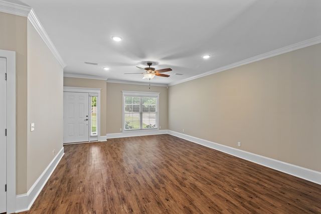 122 Craftsman Dr., Dothan, AL 36303