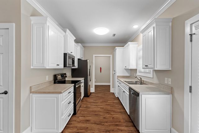 122 Craftsman Dr., Dothan, AL 36303
