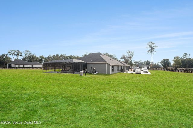 7403 NE 22nd Court Road, Ocala, FL 34479