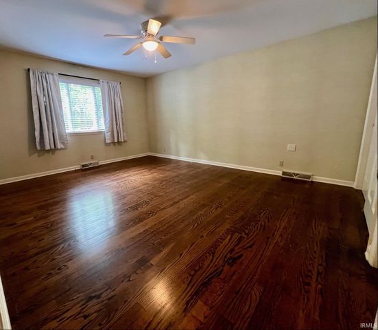 10845 Browning Road, Evansville, IN 47725