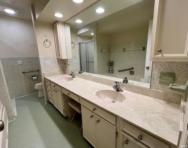 10845 Browning Road, Evansville, IN 47725
