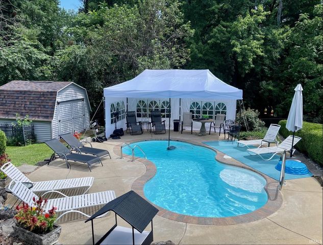 10845 Browning Road, Evansville, IN 47725