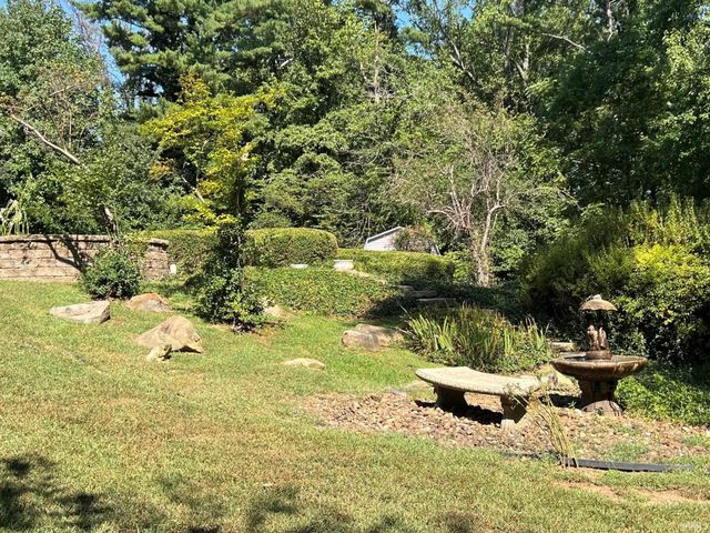 10845 Browning Road, Evansville, IN 47725