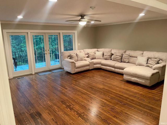 10845 Browning Road, Evansville, IN 47725