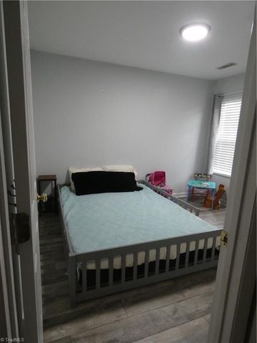 145 Westmont Drive, Winston-salem, NC 27104