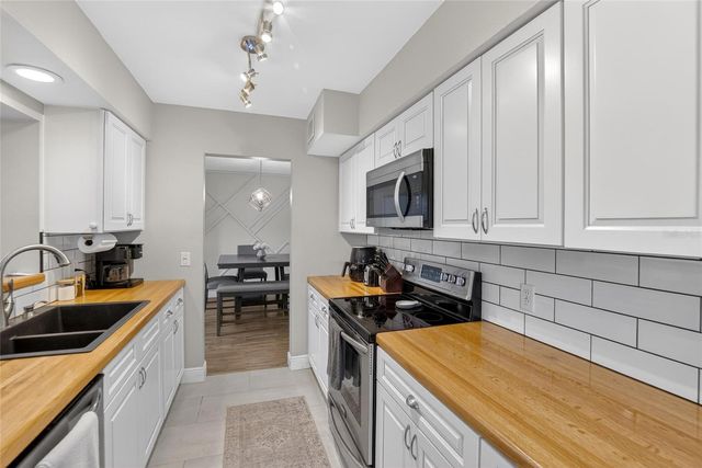 2063 PINE RIDGE DRIVE, Clearwater, FL 33763