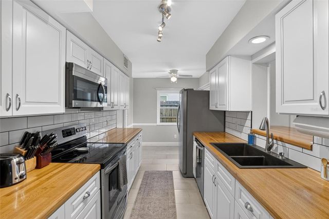 2063 PINE RIDGE DRIVE, Clearwater, FL 33763