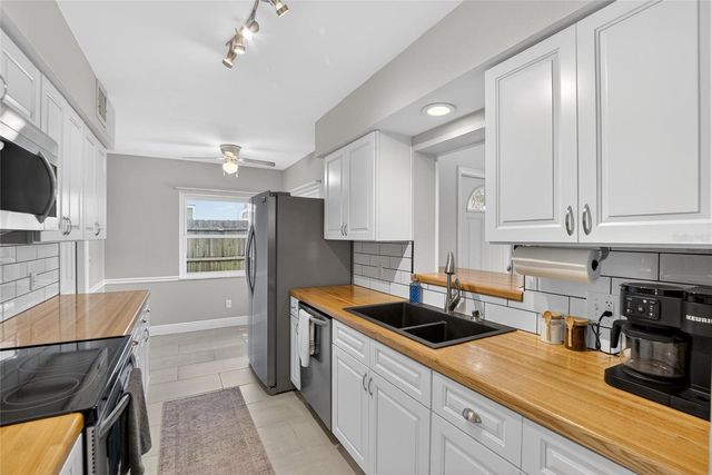 2063 PINE RIDGE DRIVE, Clearwater, FL 33763