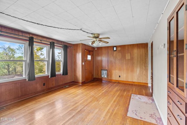 325 Mullins Street, Kingsport, TN 37665