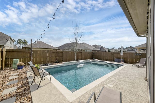 27815 Overton Hollow Drive, Spring, TX 77386