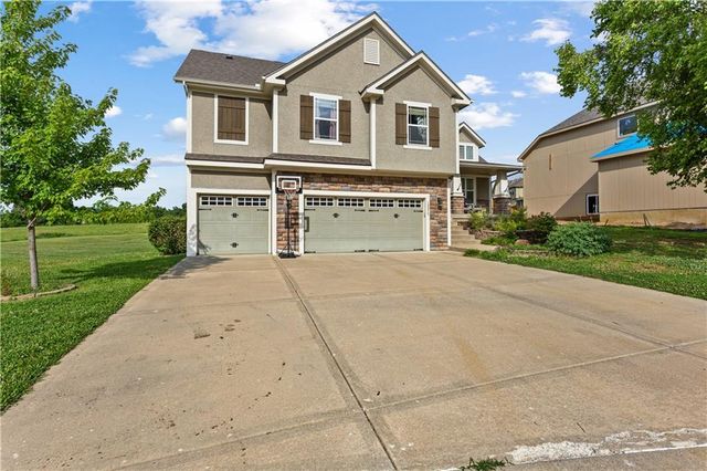 13317 Davis Avenue, Bonner Springs, KS 66012