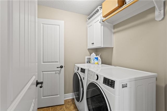 13317 Davis Avenue, Bonner Springs, KS 66012