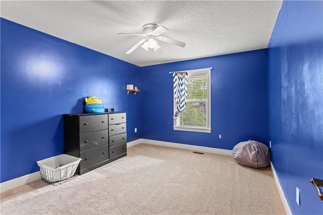 13317 Davis Avenue, Bonner Springs, KS 66012