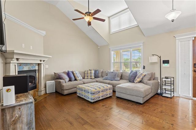 13317 Davis Avenue, Bonner Springs, KS 66012