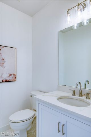 1367 W 74th Street, Cleveland, OH 44102
