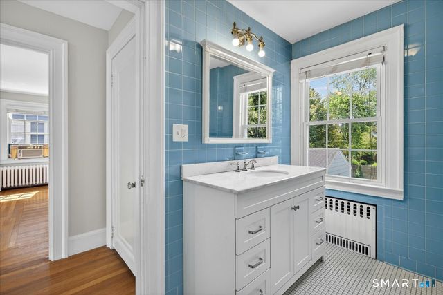 34 Norris Street, Hamden, CT 06517
