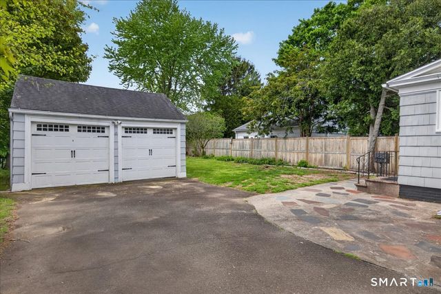 34 Norris Street, Hamden, CT 06517