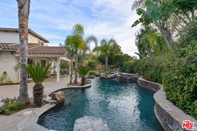 633 Noble Road, Simi Valley, CA 93065