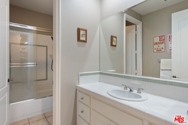 633 Noble Road, Simi Valley, CA 93065