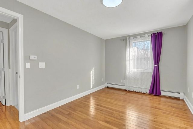 5 Flintlocke Rd, Franklin, MA 02038
