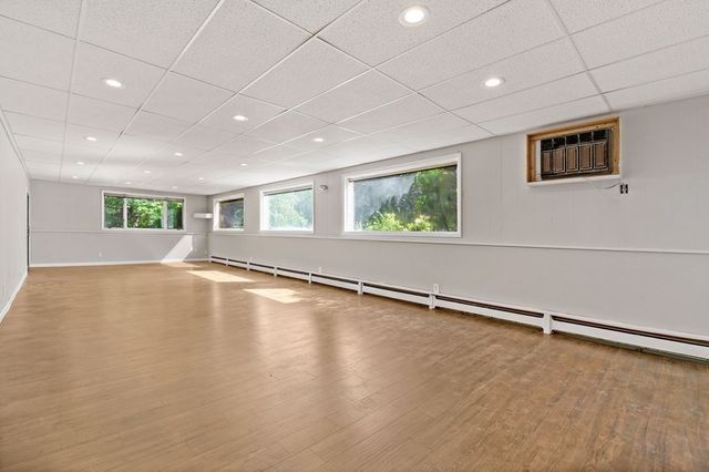5 Flintlocke Rd, Franklin, MA 02038