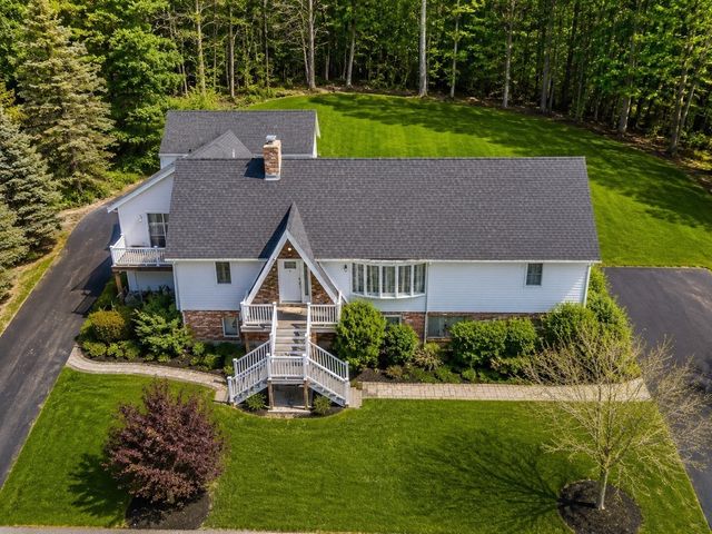 5 Flintlocke Rd, Franklin, MA 02038